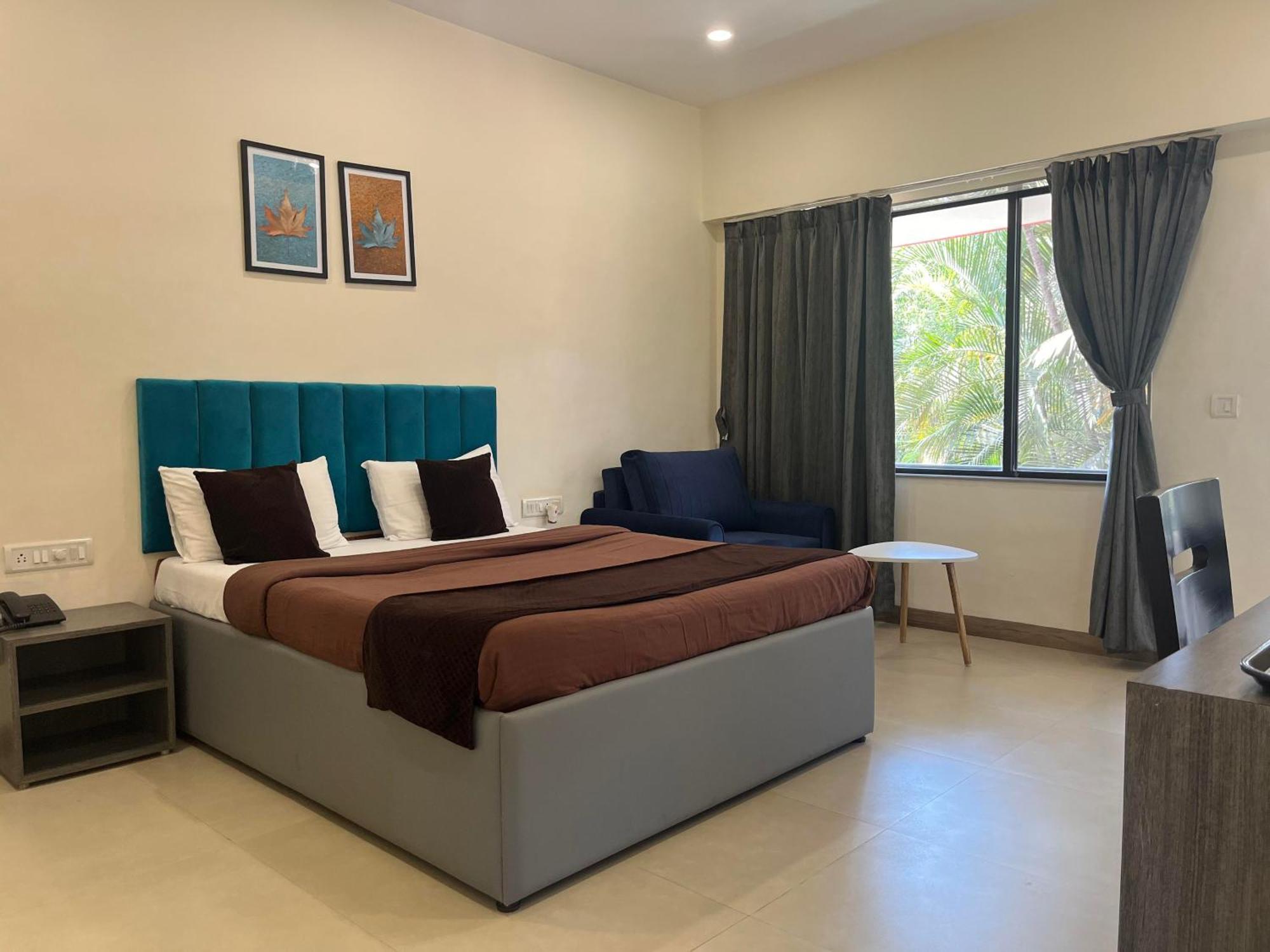 Girivihar Holiday Club - Pure Veg ロナバラ エクステリア 写真